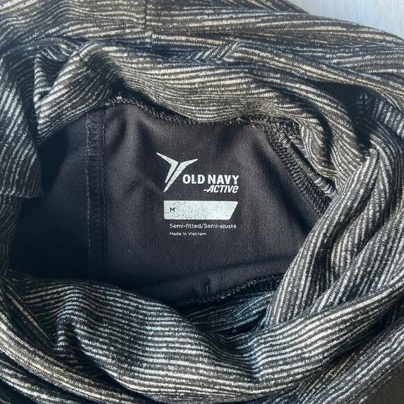 Old Navy Women Long Sleeve Turtleneck Sweatshirt size M,Gray & Black, Thumb Hole - Picture 4 of 8